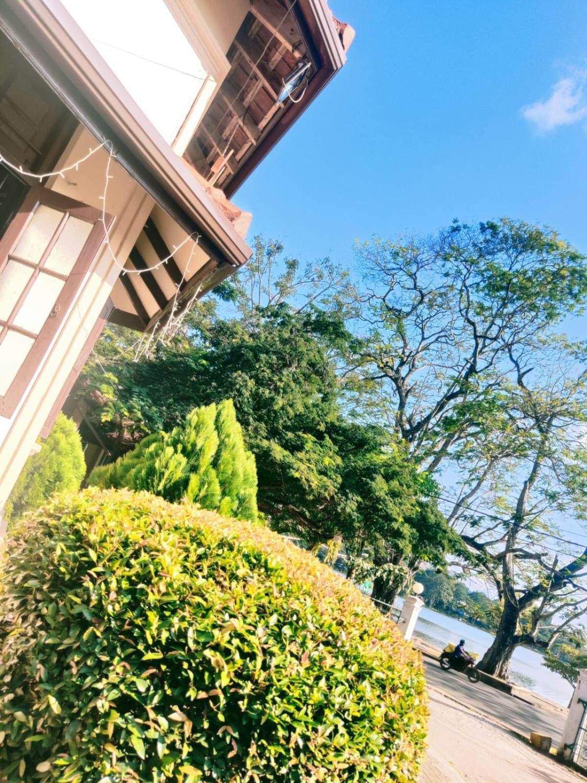 Grand Colonial Viveka Hotel Kurunegala Eksteriør billede