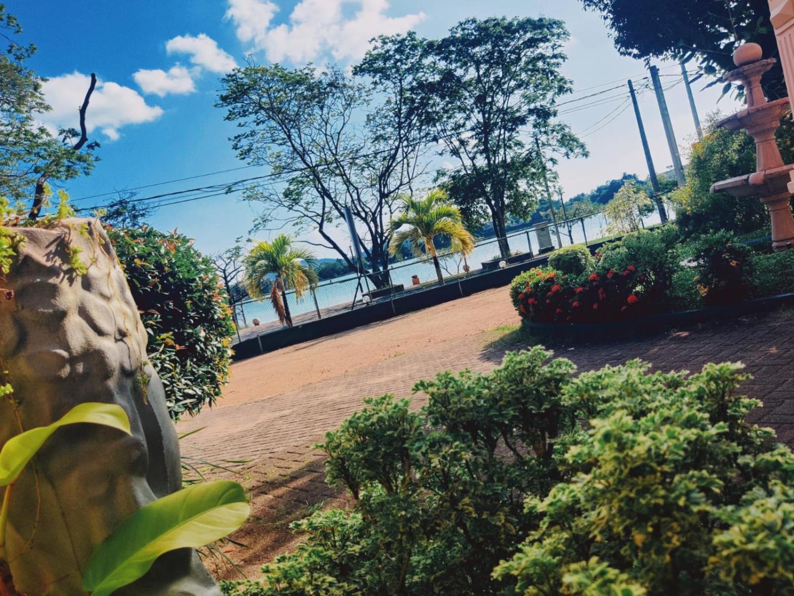 Grand Colonial Viveka Hotel Kurunegala Eksteriør billede